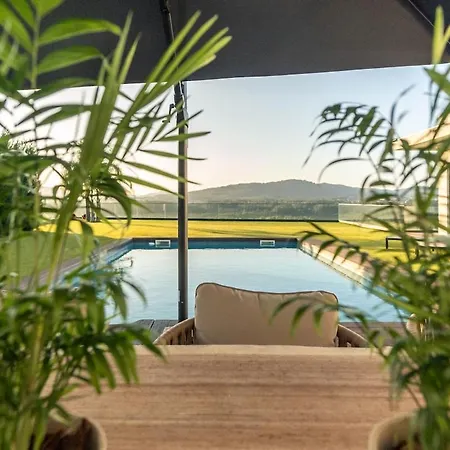 Vietnam House Villa *