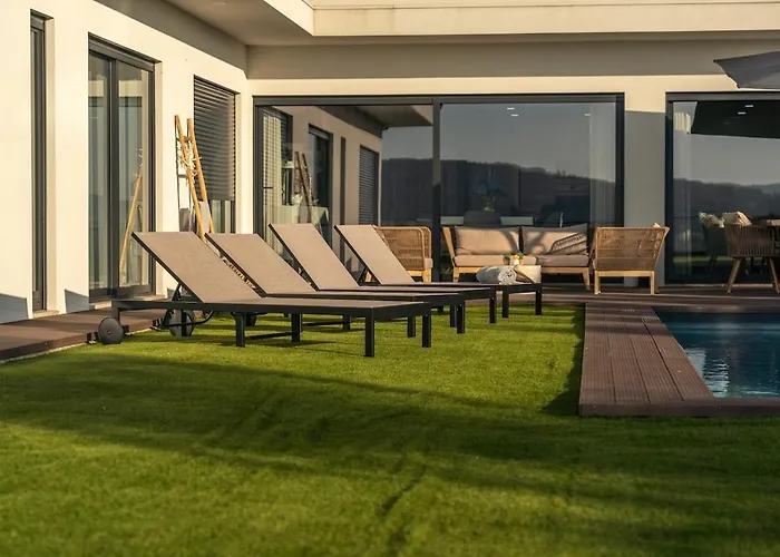 Vietnam House Areias de Vilar