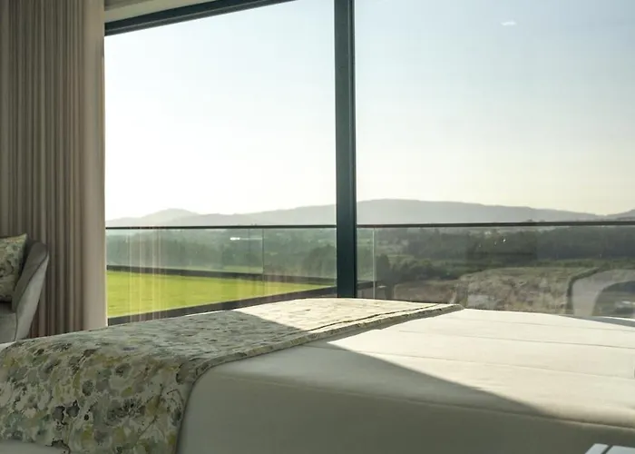 Vietnam House * Areias de Vilar